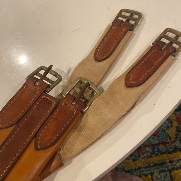 Tan anatomical English girth - Picture 6 of 6